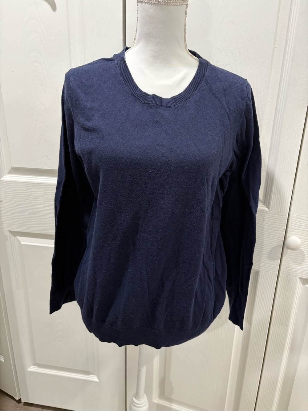 GAP Navy Crewneck Sweatshirt - Women's